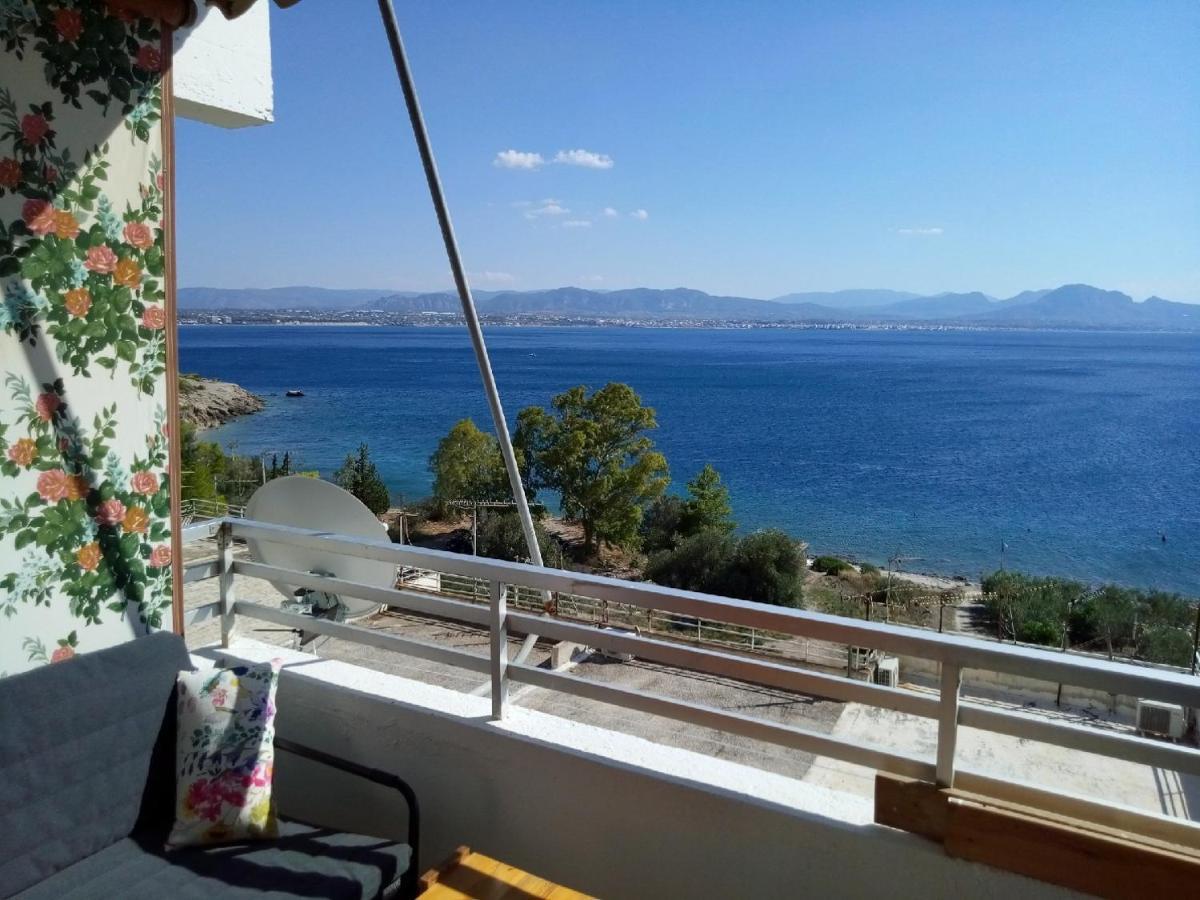 Atlas Apartment With Private Beach And Seaview Loutráki Esterno foto